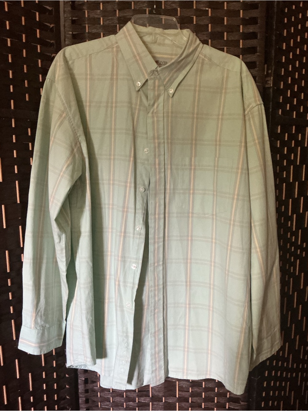 Men's Light Green Plaid Button-Down Dress Shirt - Classic Collar